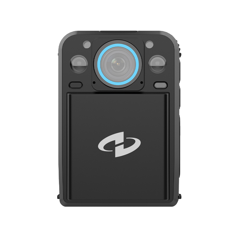 How does an IP68 rating ensure the proper function of a body camera underwater?